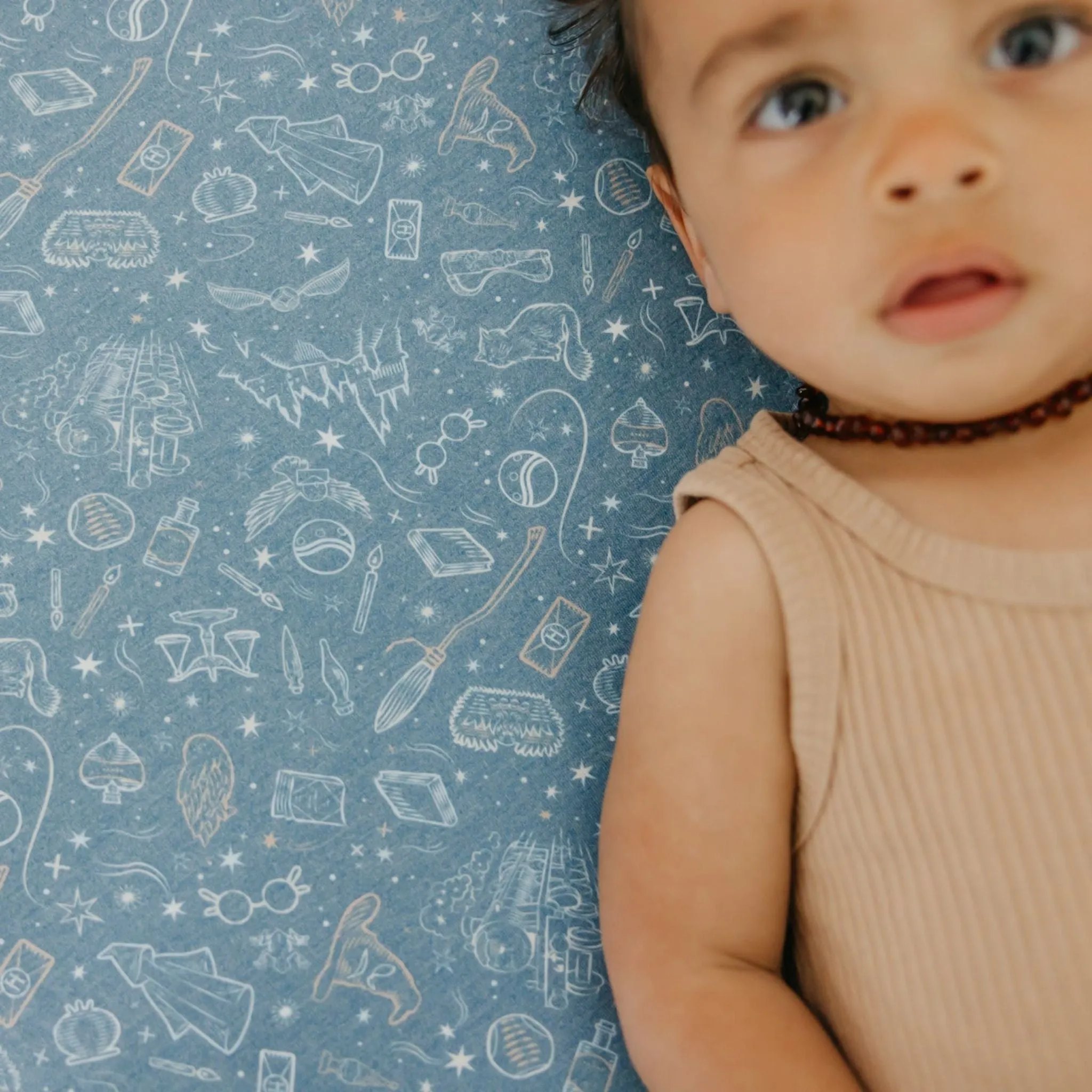 Premium Knit Fitted Crib Sheet - Hogwarts™