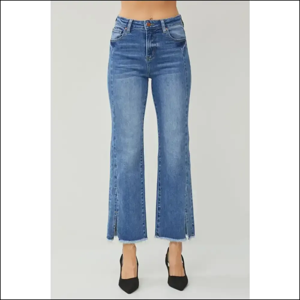 Risen High Waist Jeans: Raw Hem, Comfortably Hilarious Style Awaits!