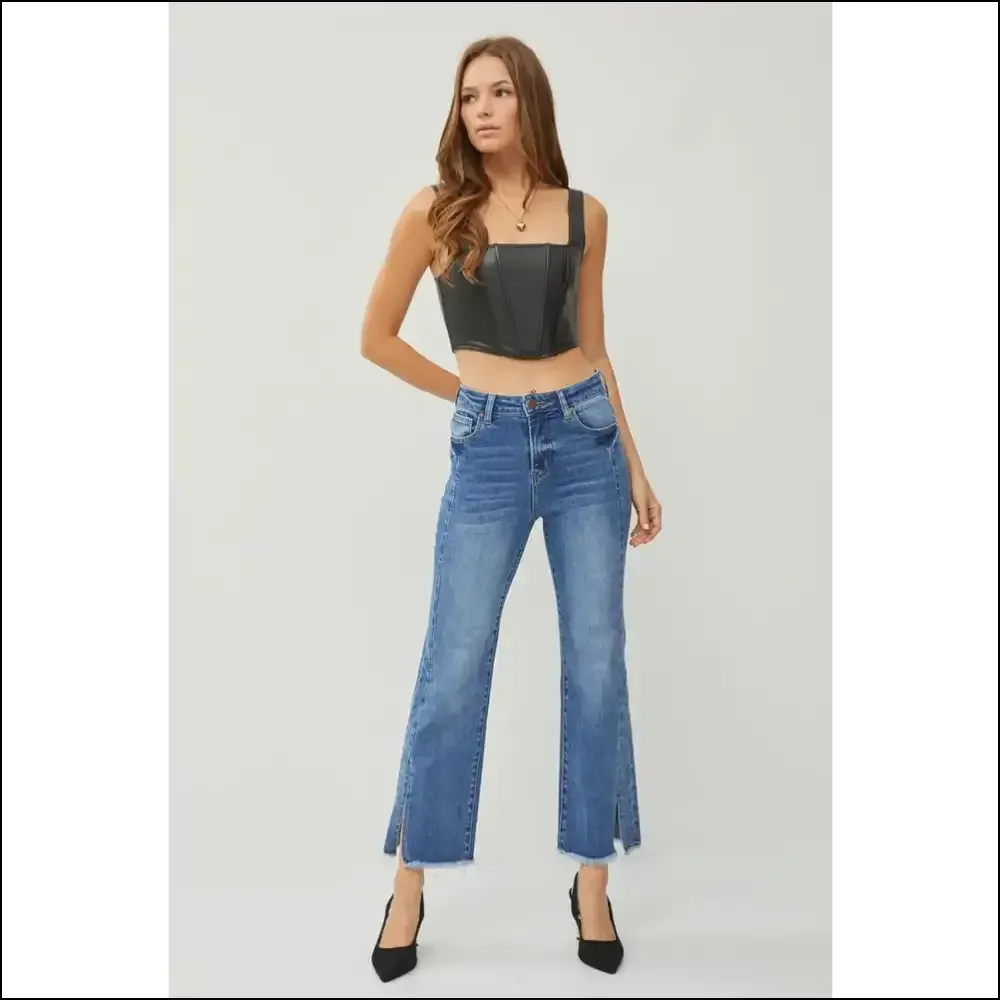 Risen High Waist Jeans: Raw Hem, Comfortably Hilarious Style Awaits!