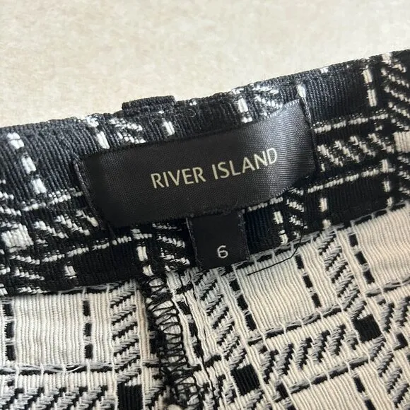 River Island Black Check Smart Shorts ASO Taylor Swift