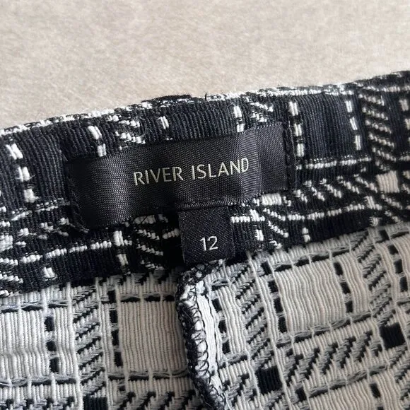 River Island Black Check Smart Shorts ASO Taylor Swift