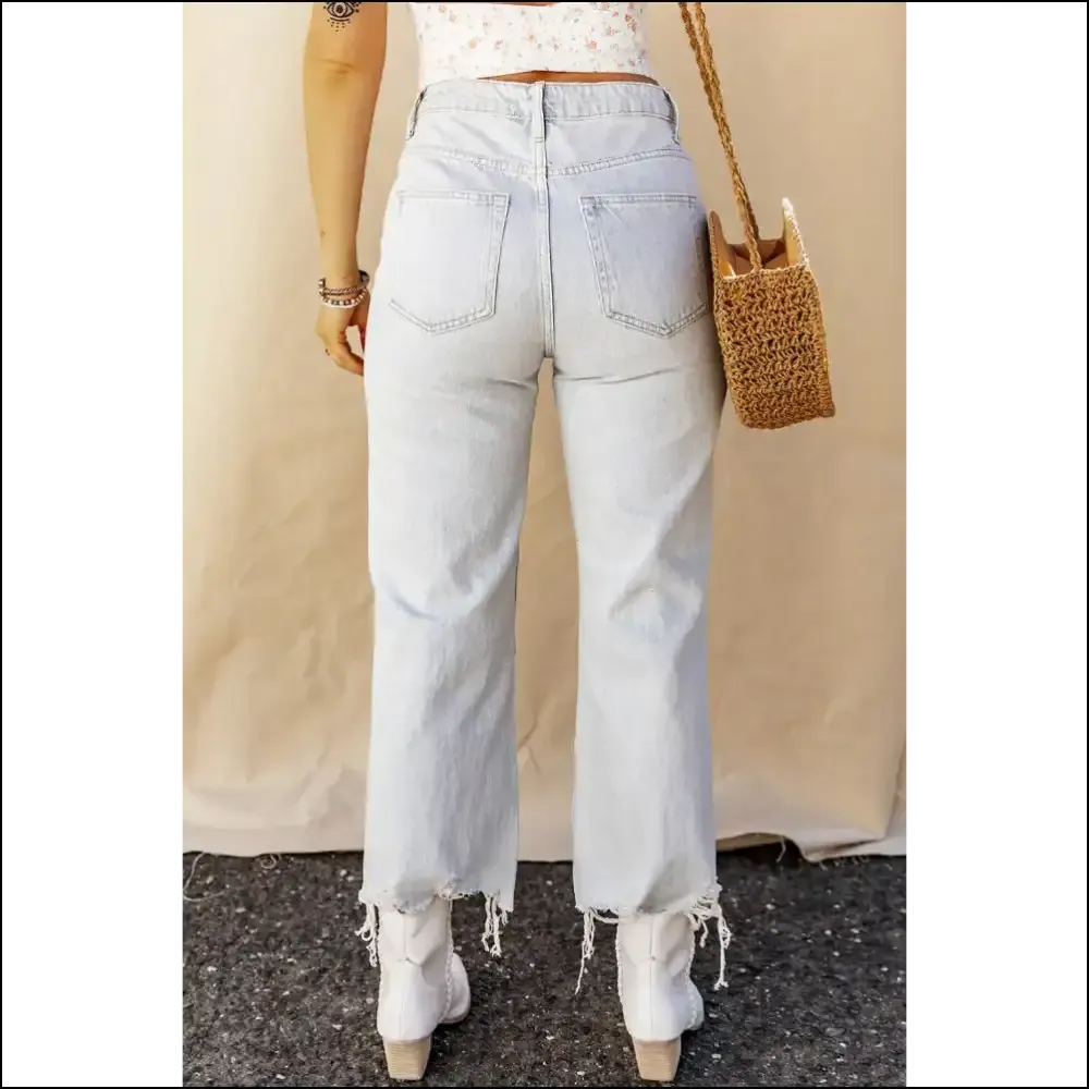 Rock your Distressed Raw Hem Jeans and Embrace your Inner Fashionista! 👖✨