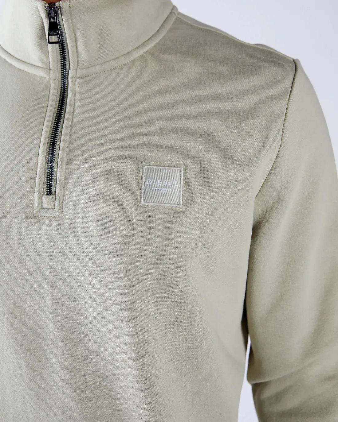 Roth 1/2 Zip | Abbey Stone