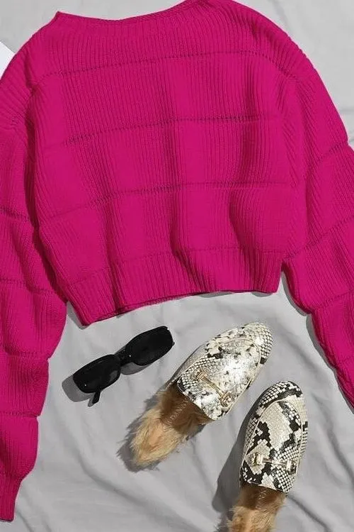 Round Neck Short Pullover Sweater