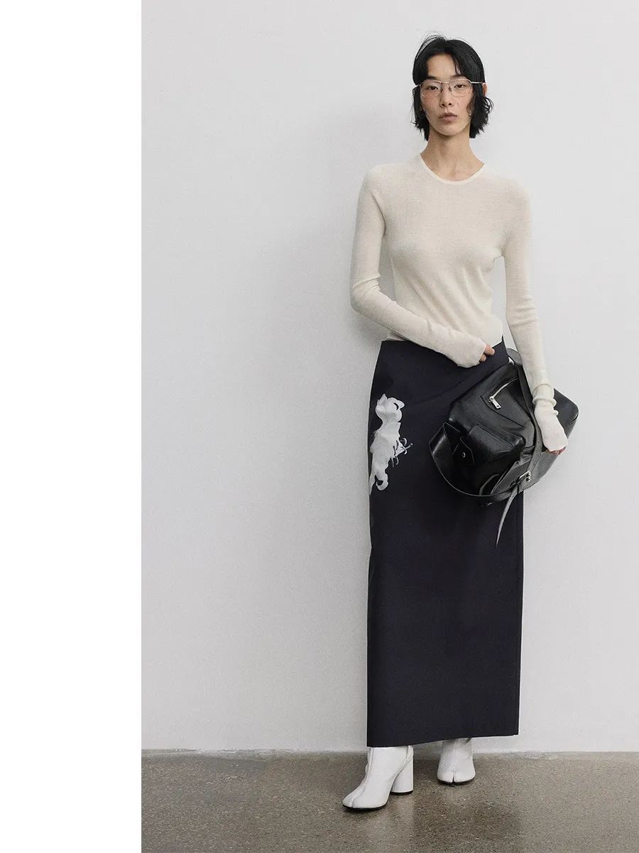 Seamless All-Wool Sweater