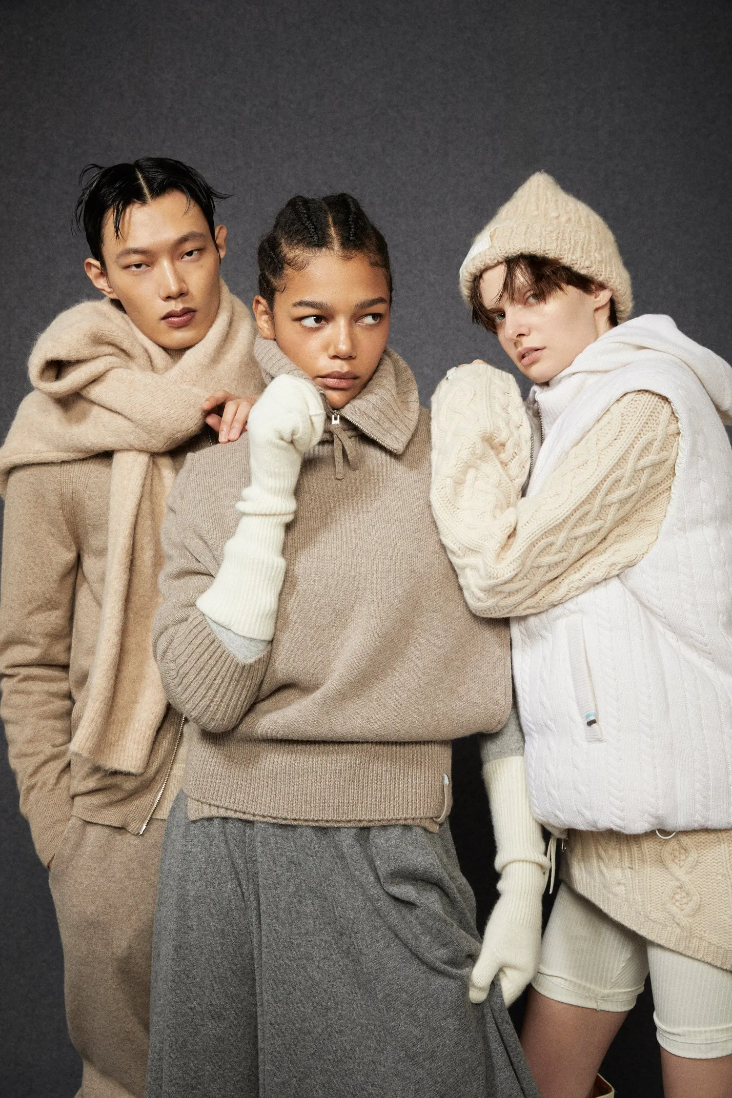 Side Slit Turtleneck Vest
