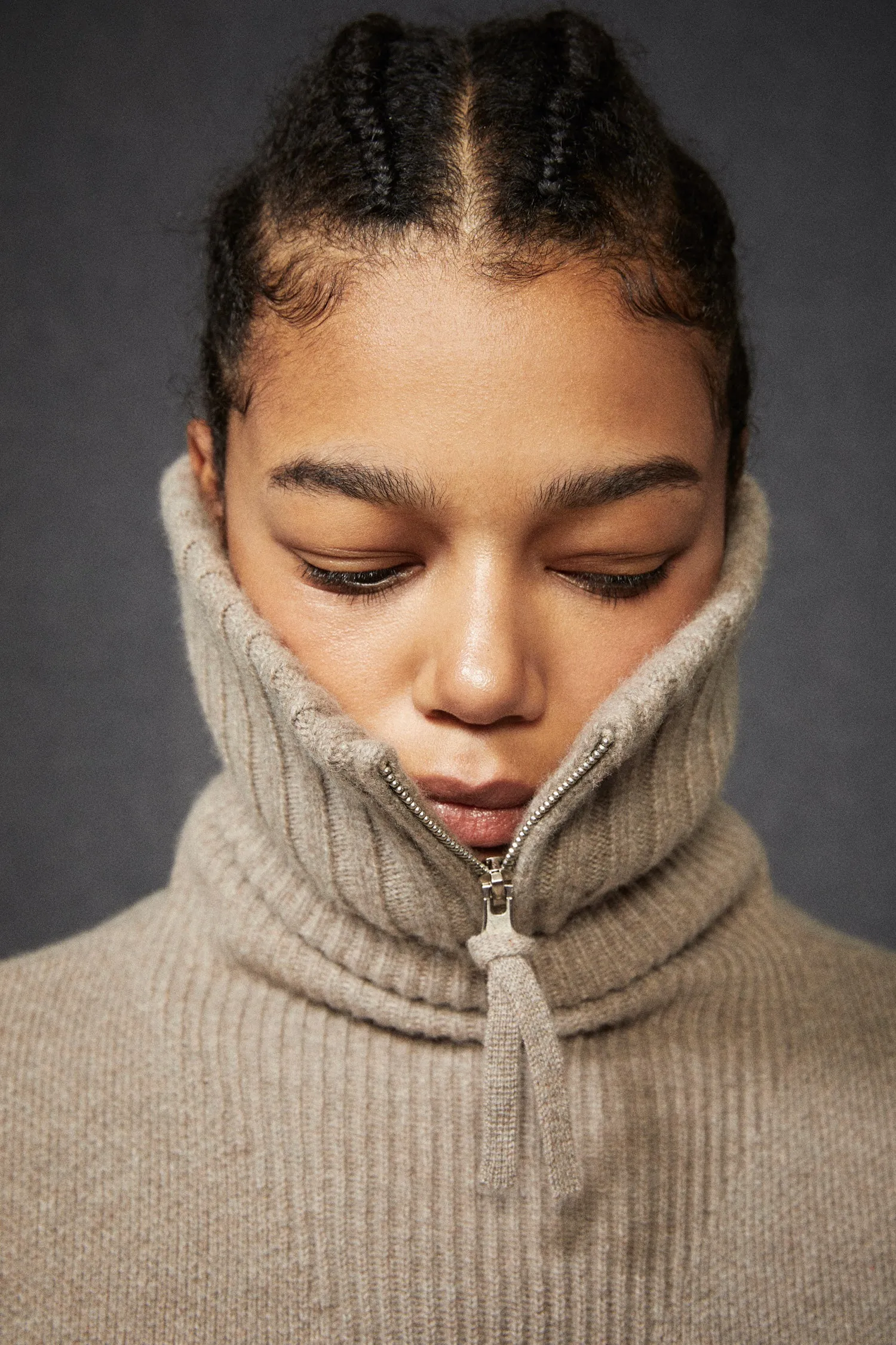 Side Slit Turtleneck Vest
