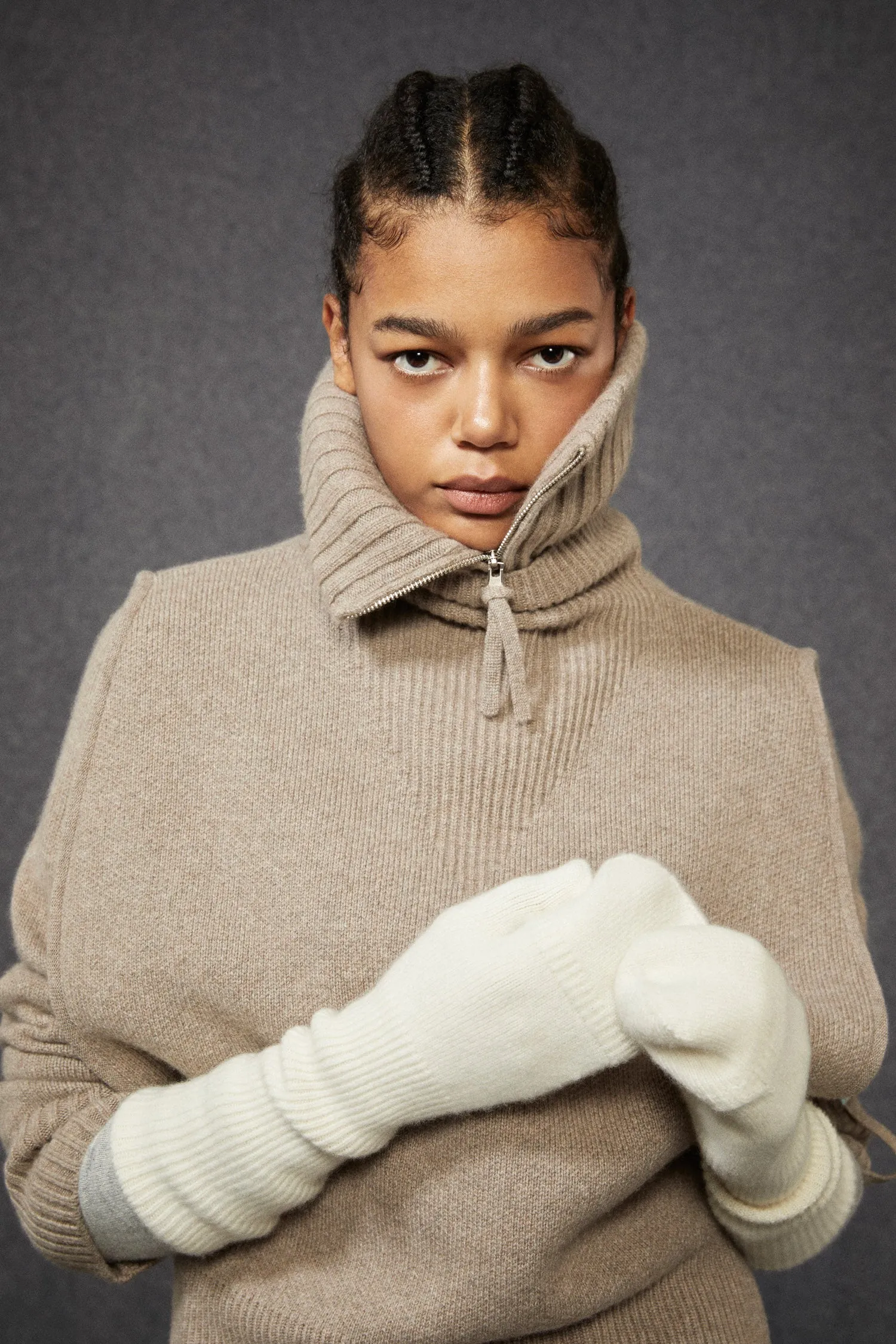 Side Slit Turtleneck Vest