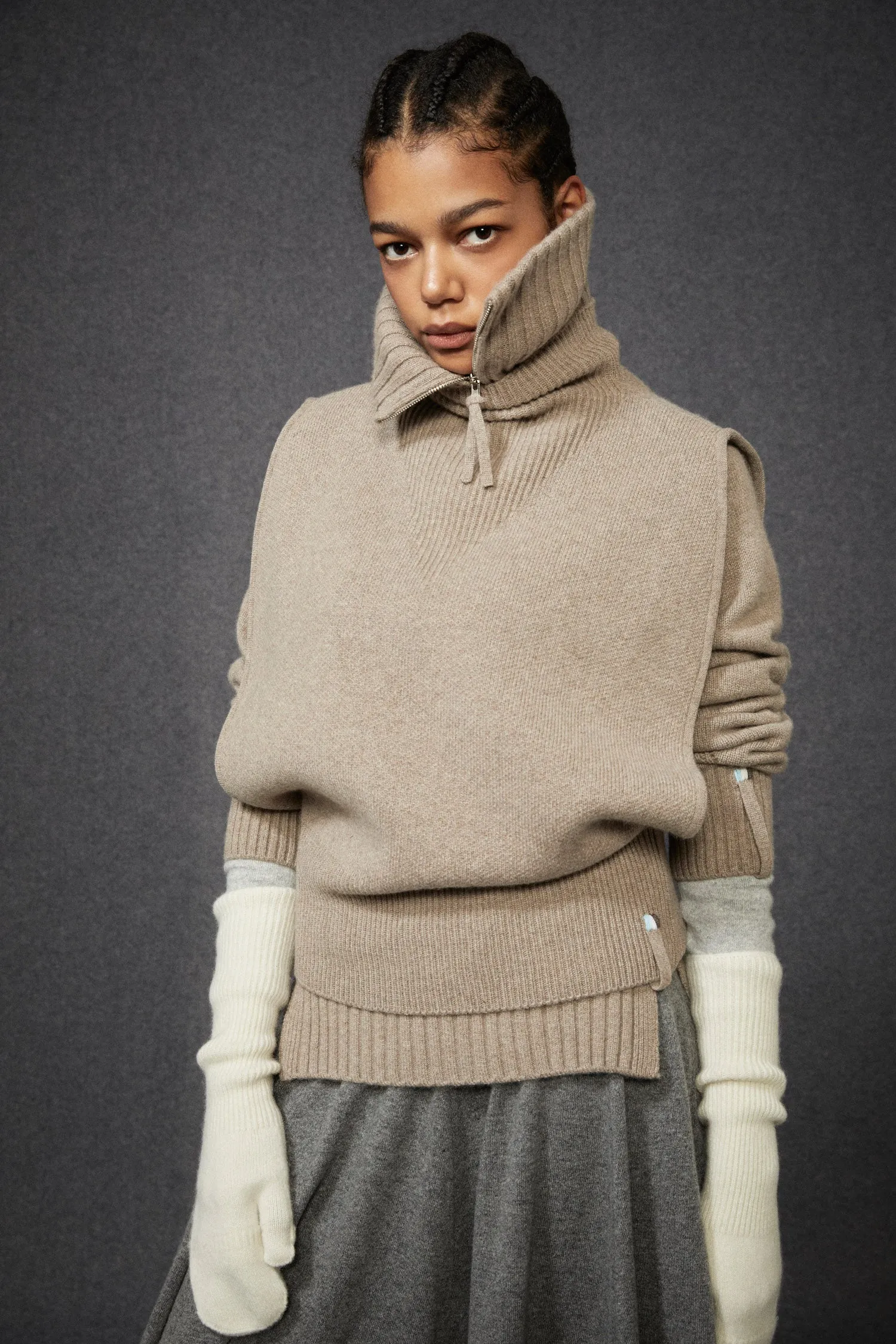 Side Slit Turtleneck Vest