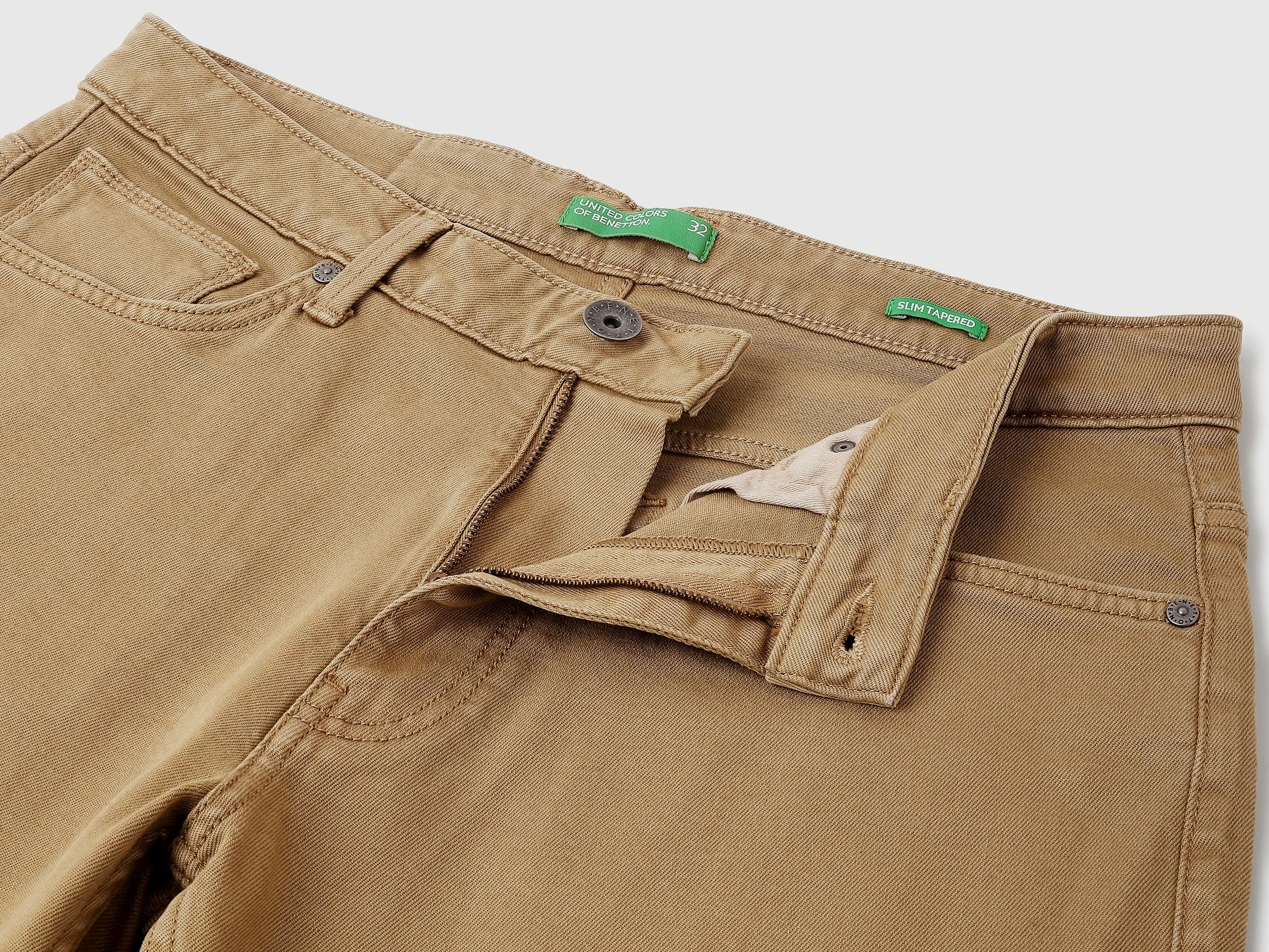 Solid Slim Fit Jeans