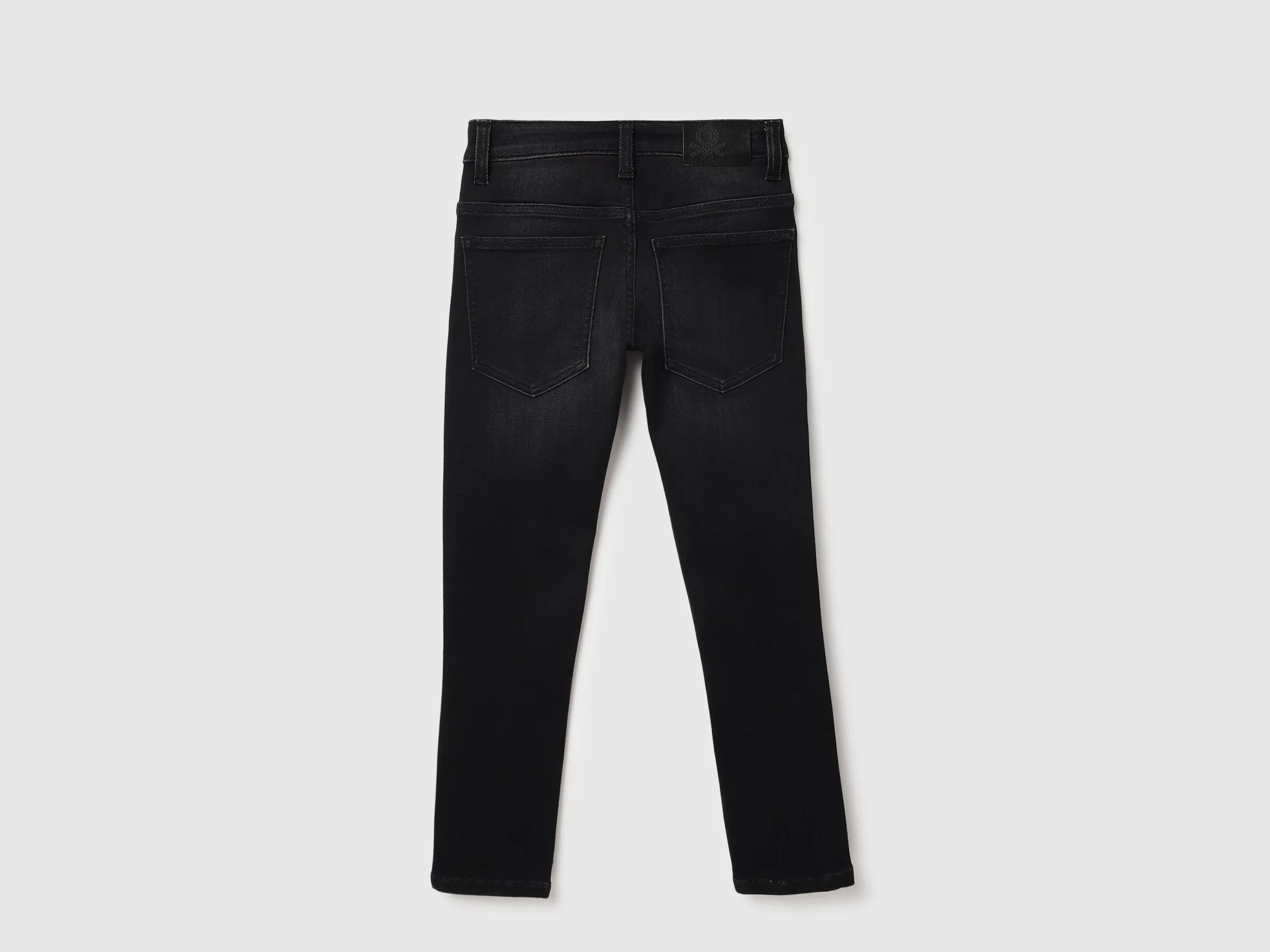Solid Slim Fit Jeans