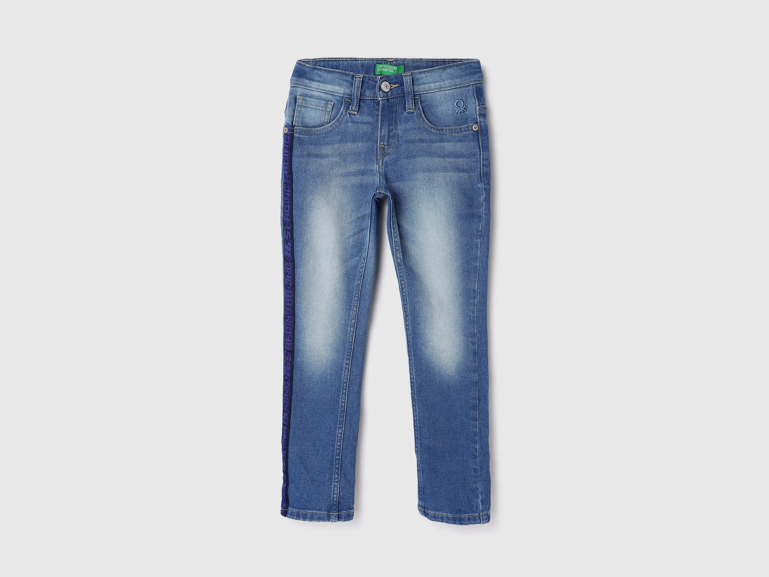 Solid Slim Fit Jeans