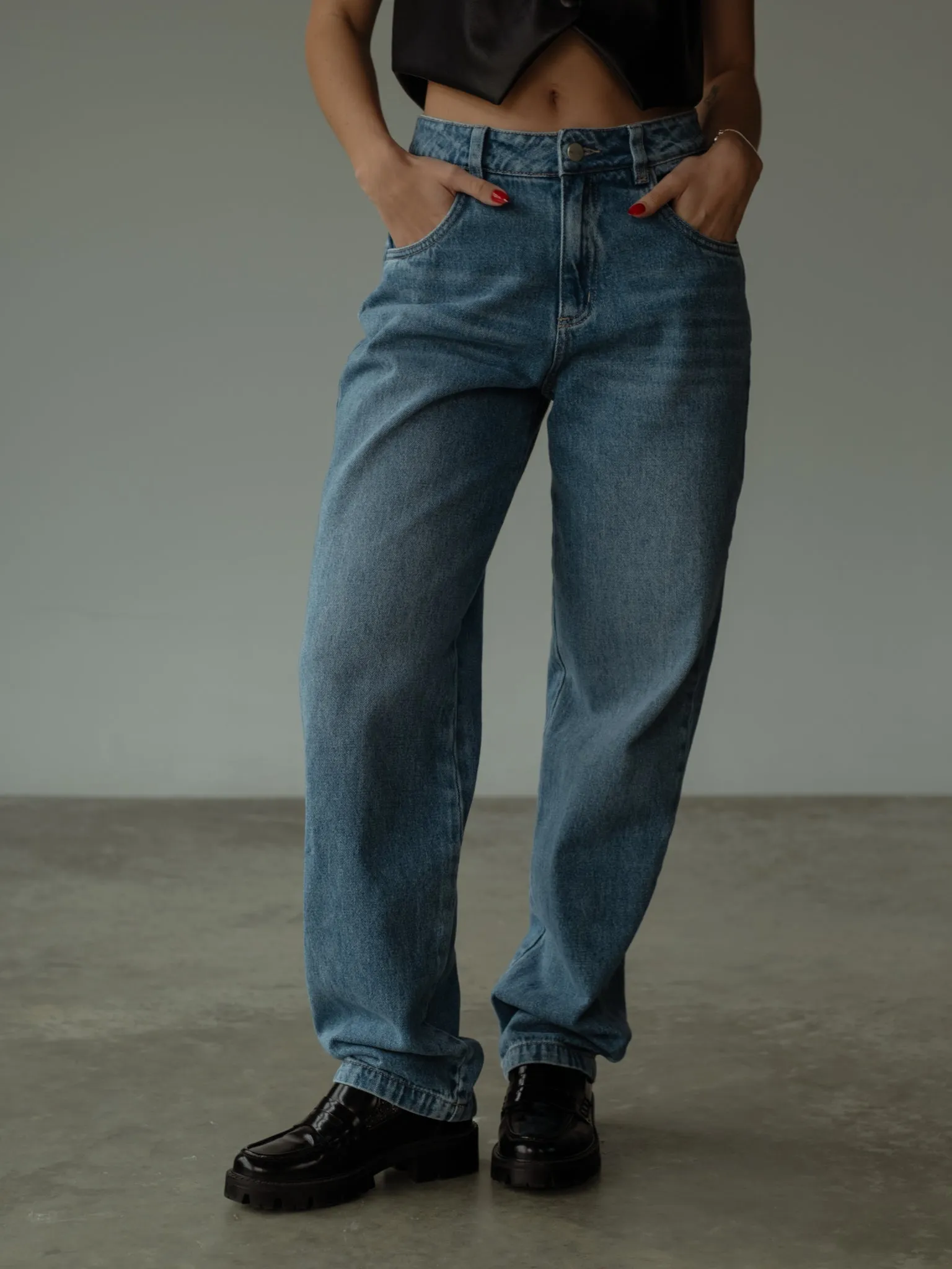 STRAIGHT REGULAR JEAN  - MEDIUM BLUE