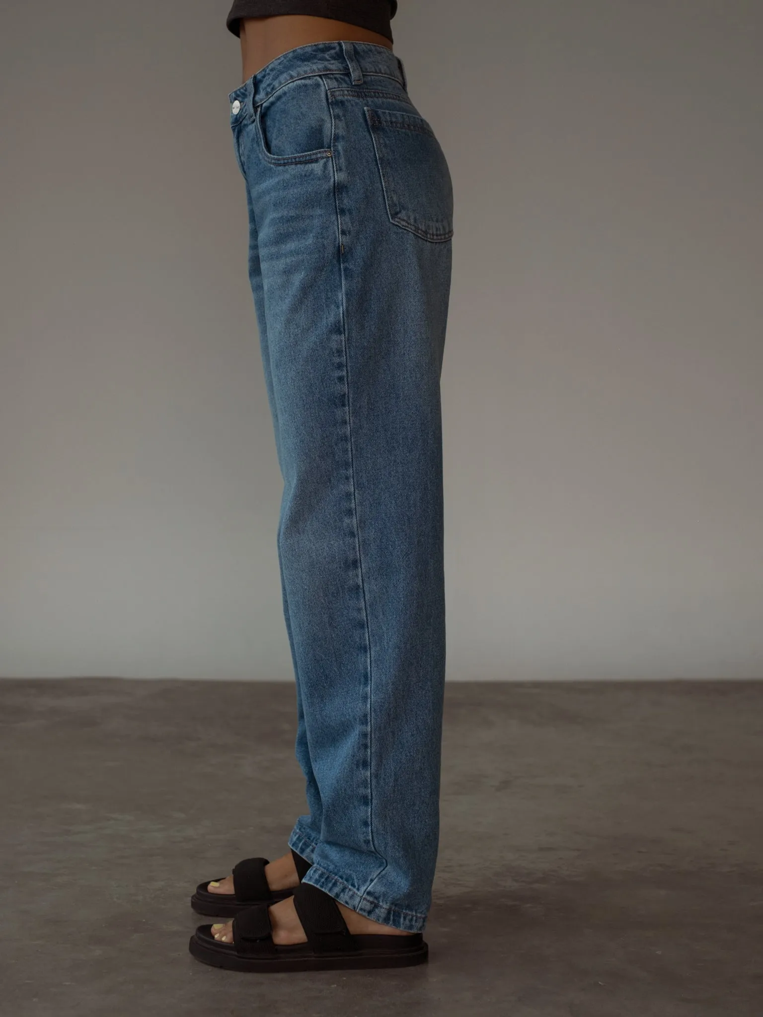 STRAIGHT REGULAR JEAN  - MEDIUM BLUE