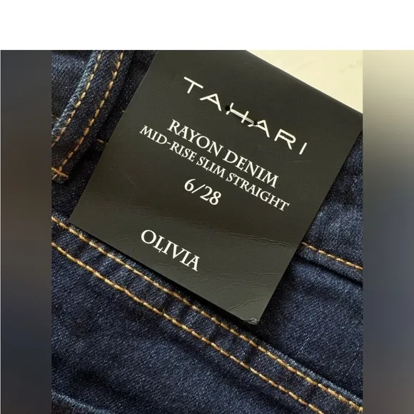 Tahari Mid Rise Slim Straight Olivia Jeans Valence Wash 6/28 NWT