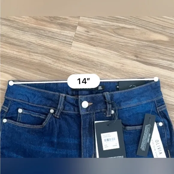 Tahari Mid Rise Slim Straight Olivia Jeans Valence Wash 6/28 NWT