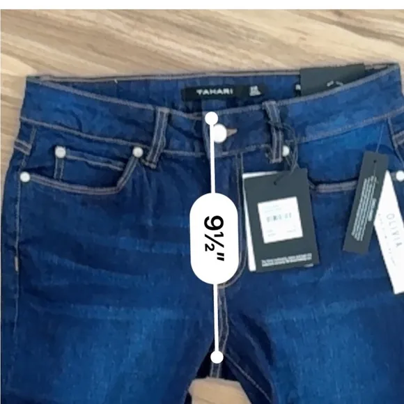 Tahari Mid Rise Slim Straight Olivia Jeans Valence Wash 6/28 NWT