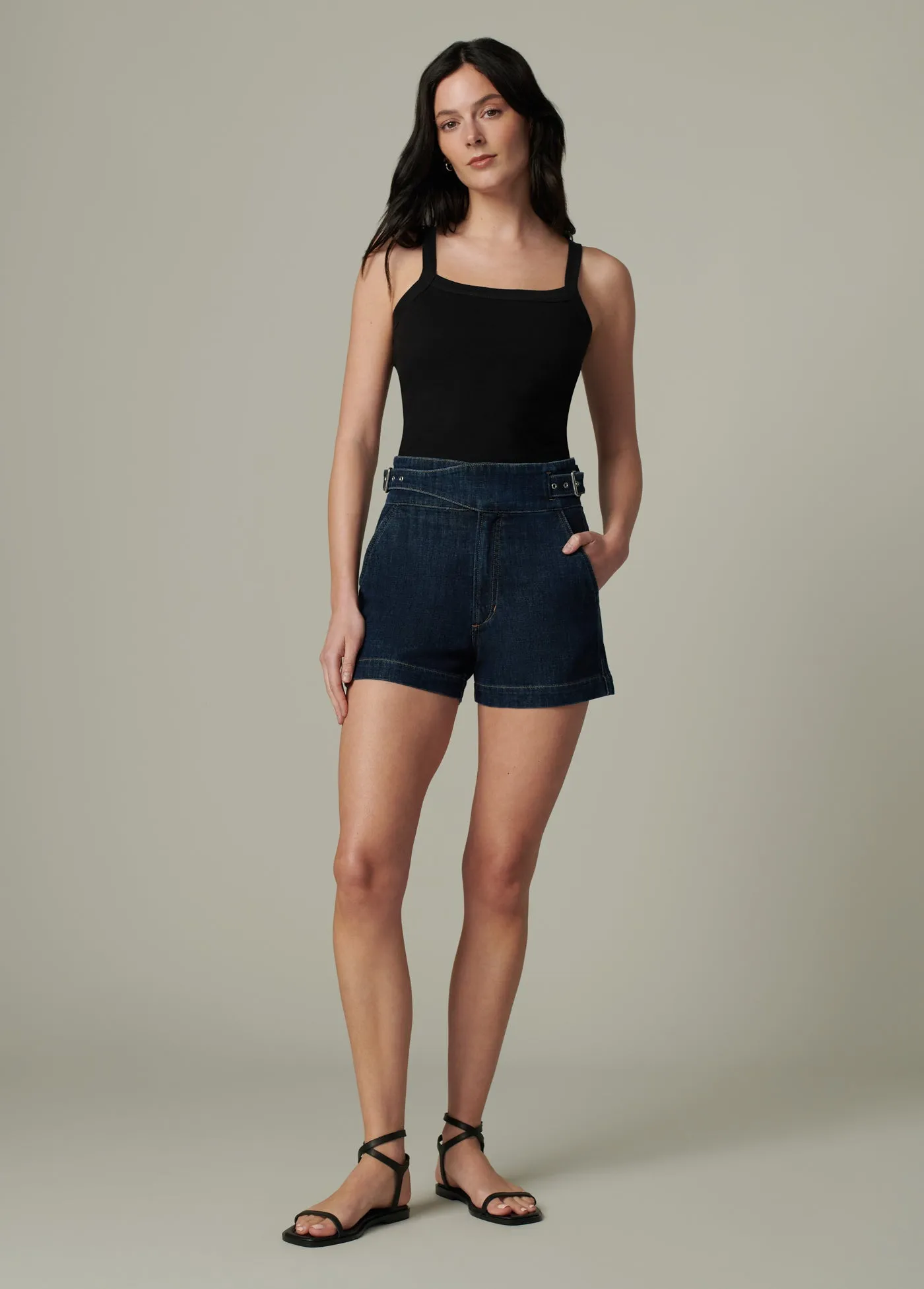 THE DOUBLE BUCKLE SAILOR SHORT
