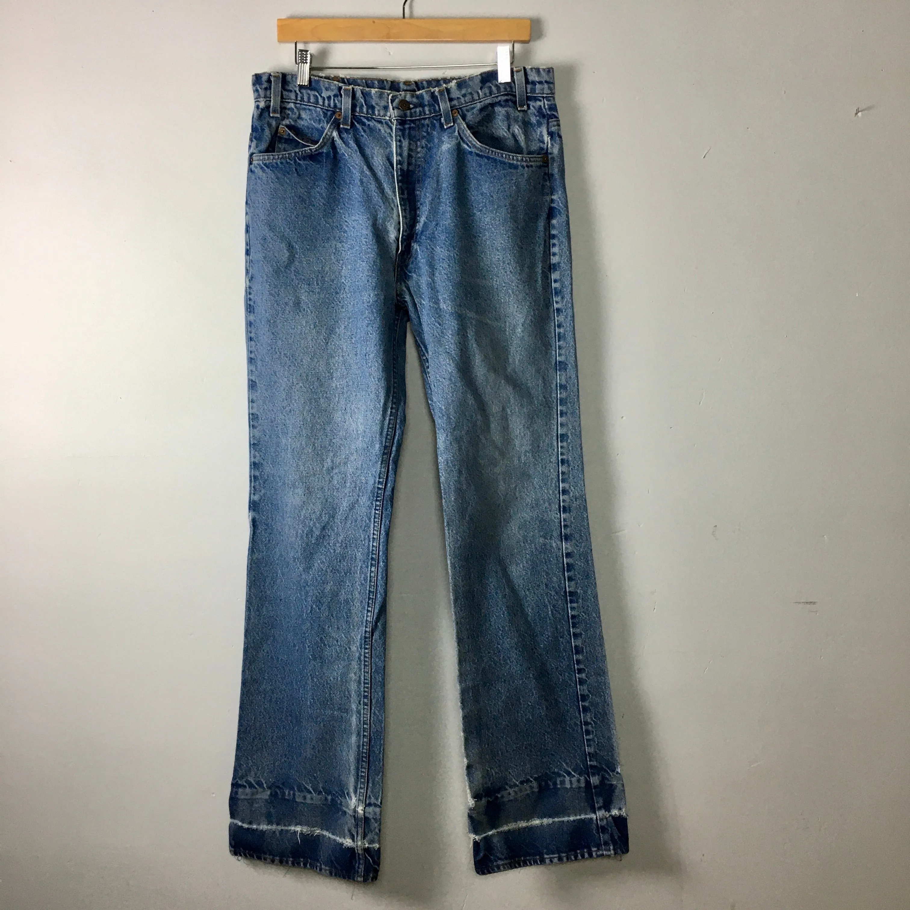 vintage 70s levis orange tab denim jeans // 32 X 34 // super distressed