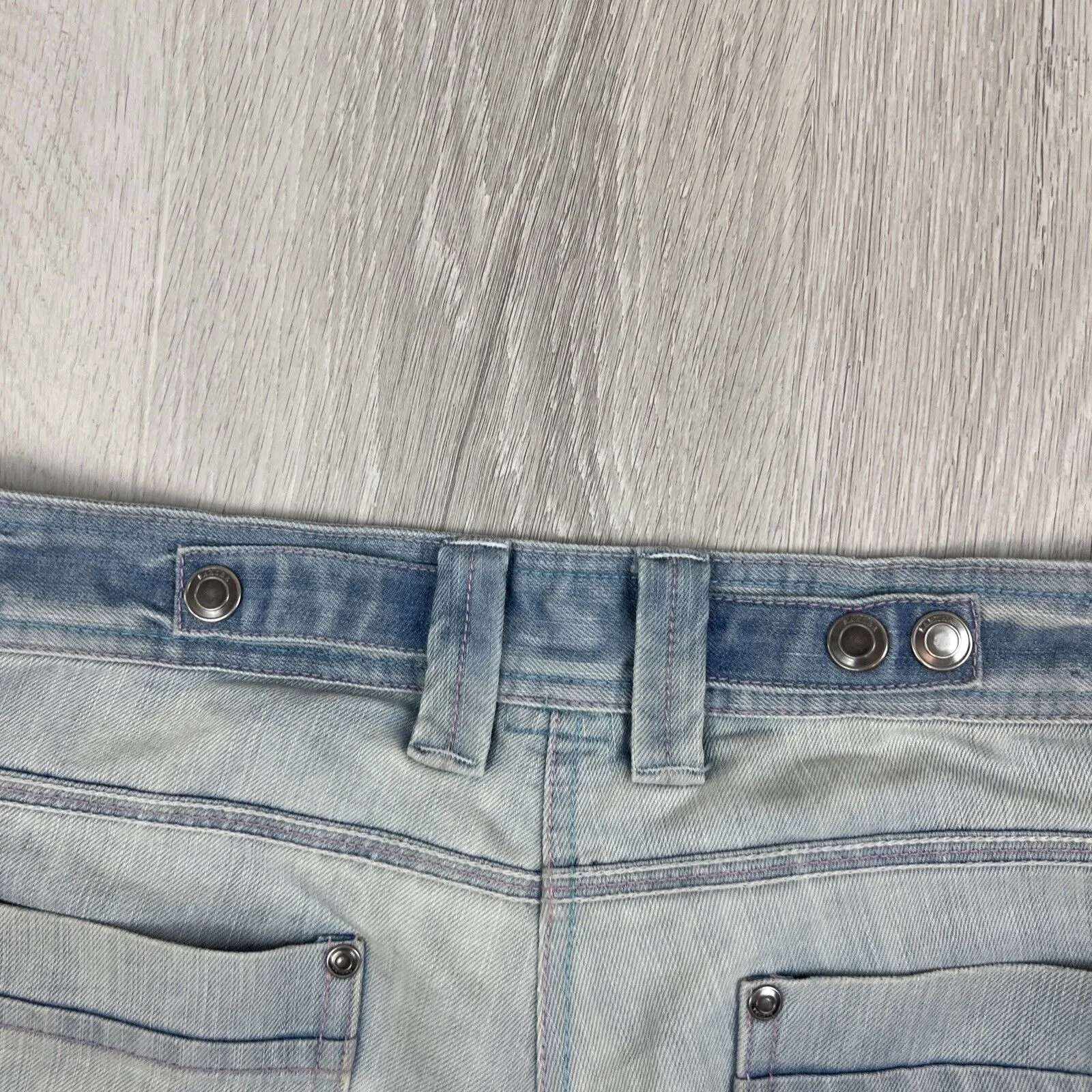Vintage Womens Light Wash Low Rise Y2K Wide Leg Flared Lexy Slouch Jeans Size 10