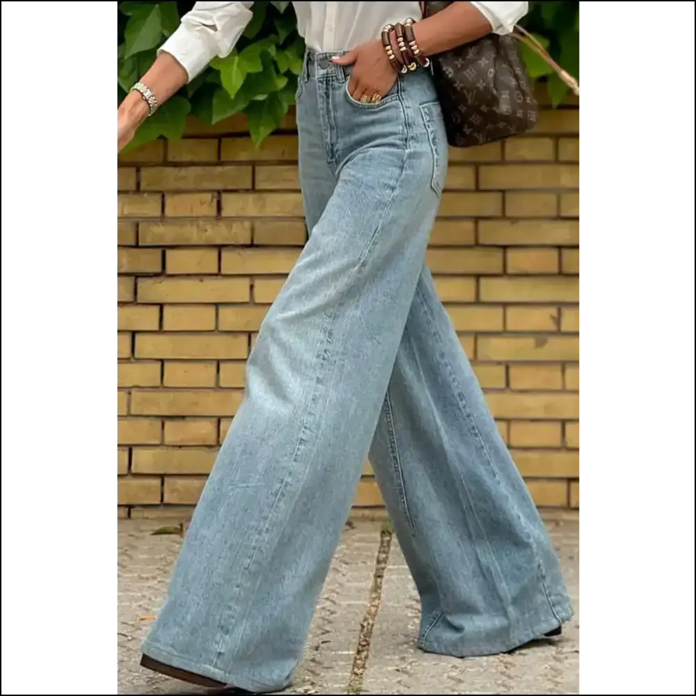 Wide Leg Jeans: where Comfort Meets Catwalk – Strut Like no One's Watching!