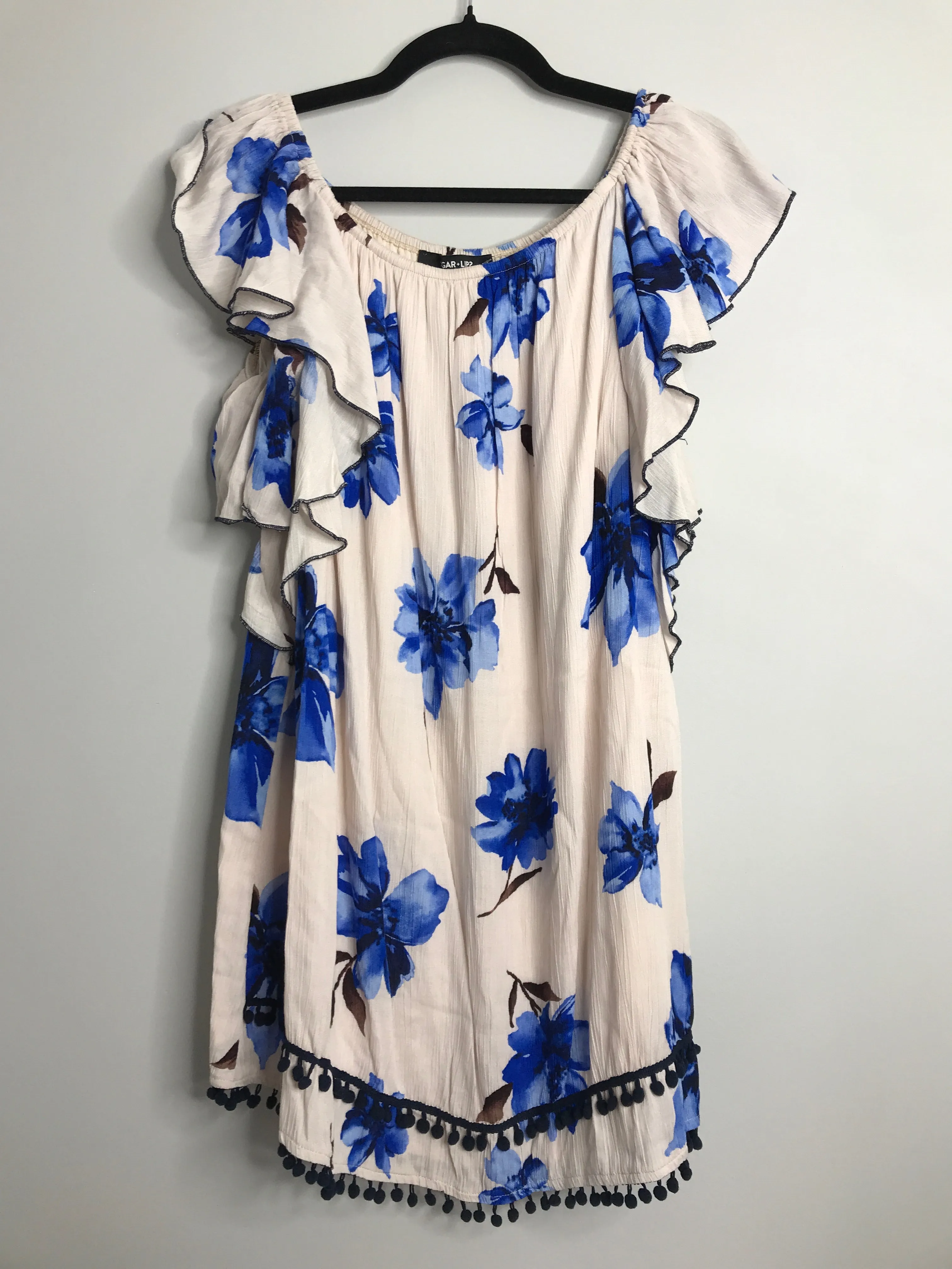 Womens Size Sm Misses Cream Sugar Lips Dress