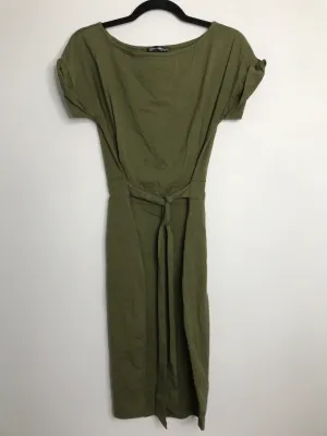 Womens Size Sm Misses Green Pretty Garden Dress