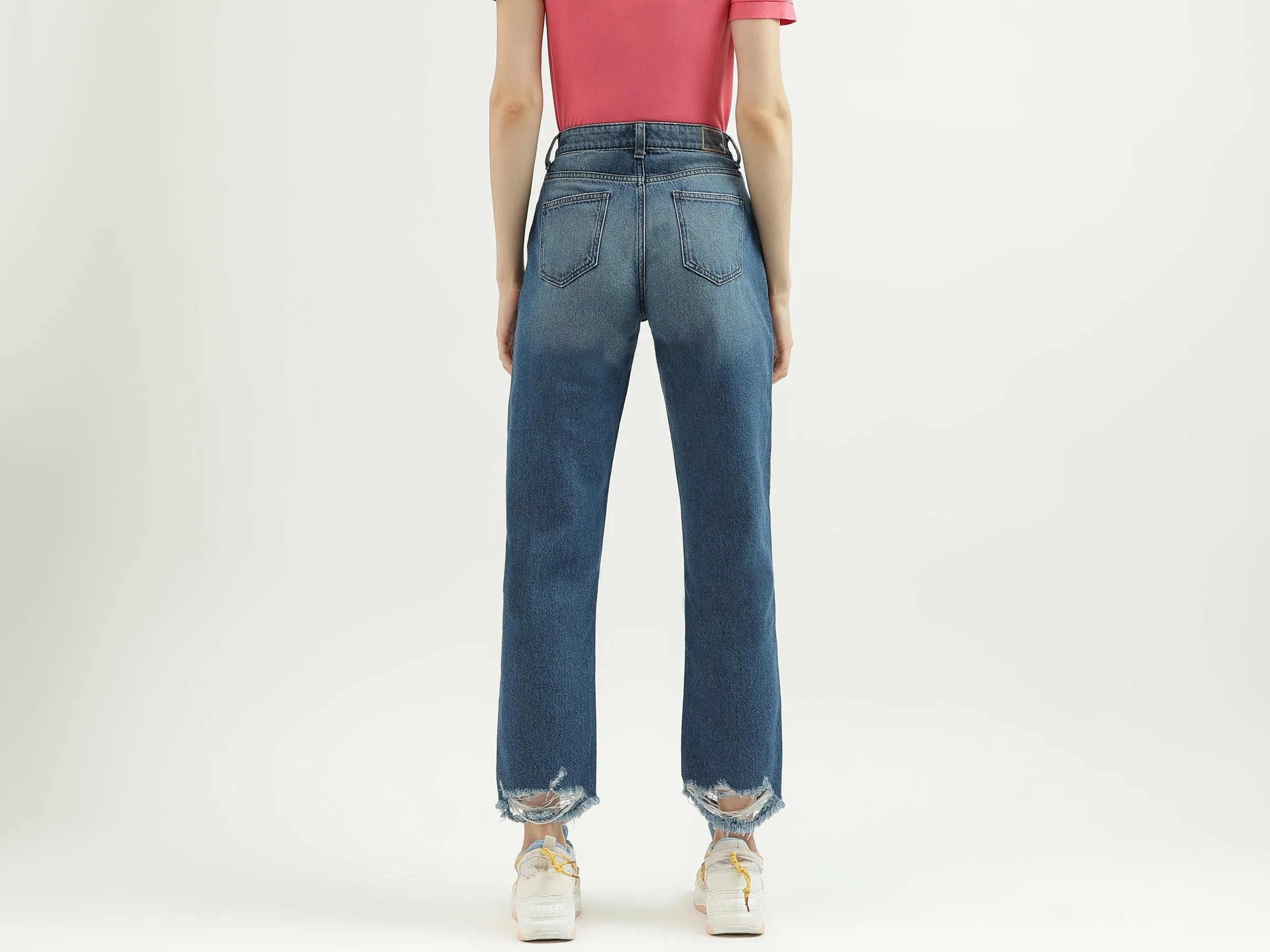 Women's Solid Straight Fit Jeans