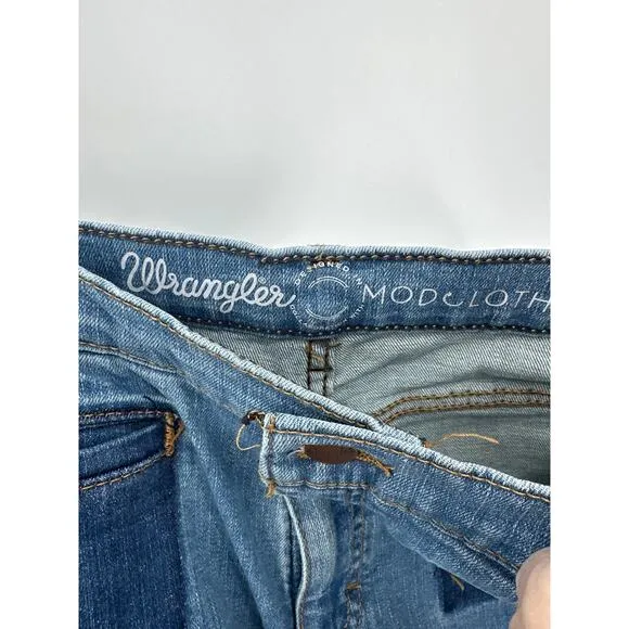Wrangler x Modcloth Wide Leg 70's Vibe jeans Size 10/33