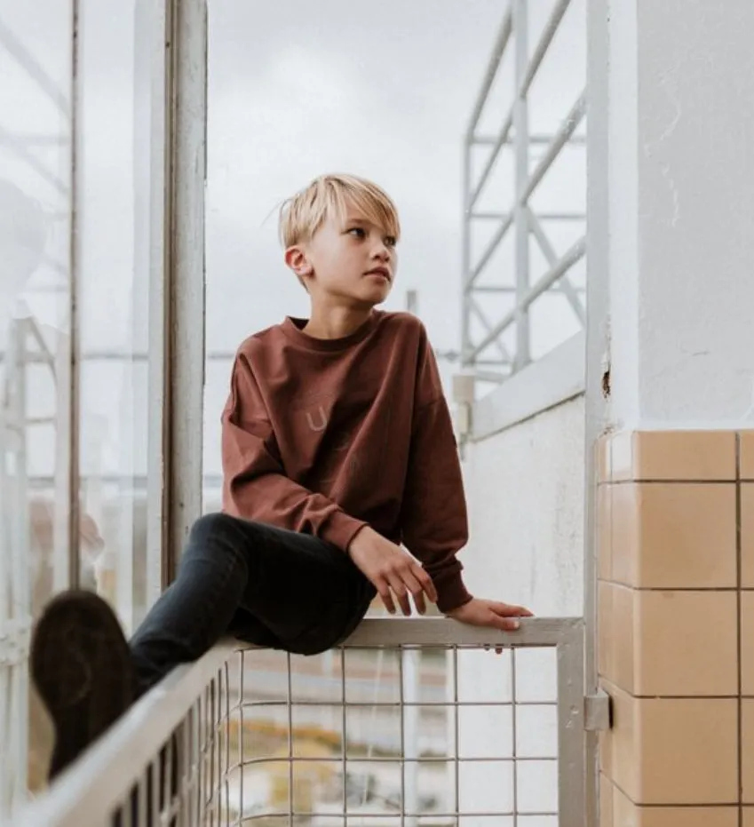 Youth Boys Oversized Brown Sweatshirt : Sizes 7-14